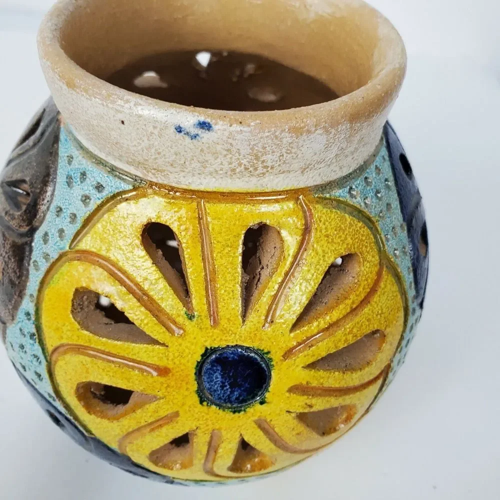 Hand Painted Art Pottery Vase Yellow Cut Out Floral Design‎ 6